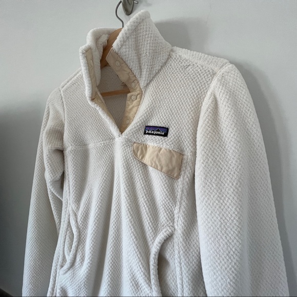 Patagonia Women's Re-Tool Snap-T® Fleece Pullover - Picture 3 of 10